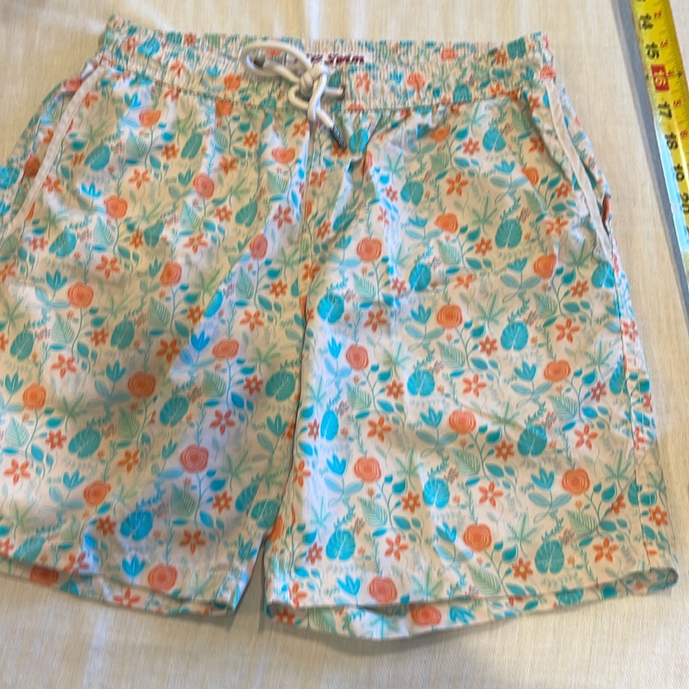 28026 Mr. Swim Swim Trunks Small 7" inseam 100% nylon Elastic waist unlined